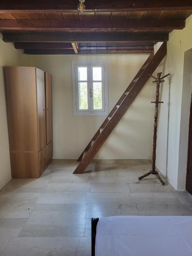 Mani Hill House Ferienhaus *