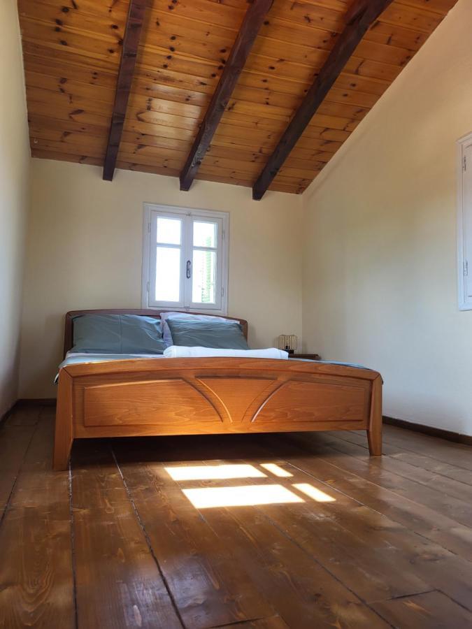 Mani Hill House Ferienhaus *