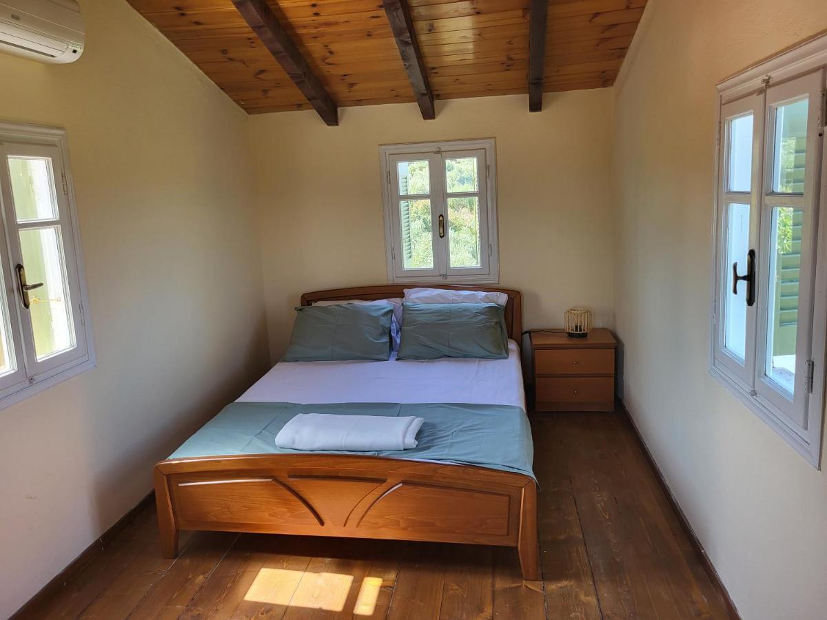 Mani Hill House Ferienhaus